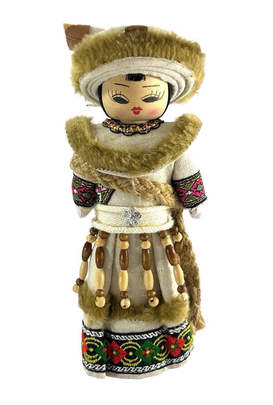 Mongolian Folk Doll Traditional Costume Inner Mongolia China 2007 9.5”